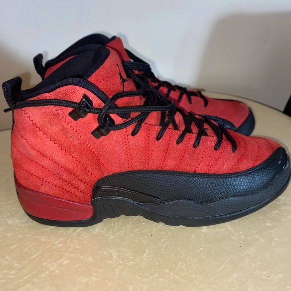 Jordan’s Boys size 6.5 Retro 12 - Picture 2 of 11